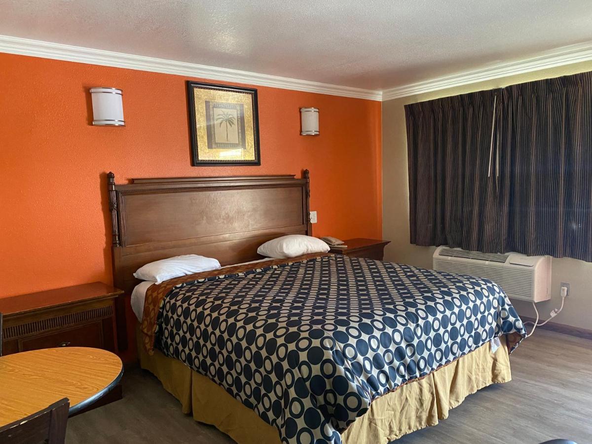 Downtown Motel 7 San Bernardino Esterno foto