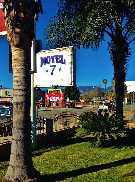 Downtown Motel 7 San Bernardino Esterno foto